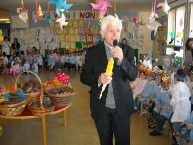 festa d'autunno Don Mario parla ai bambini