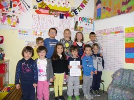 diritto identità Tutti i bambini contenti di aver ricevuto il messaggio