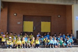 foto di gruppo Tutti gli alunni della scuola dell'infanzia di Valli