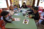 I bambini rappresentano ciò che il Drago ha scritto