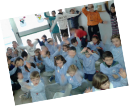 natale 2013 I bambini cantano e si divertono