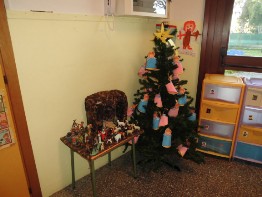 Albero e presepe Albero di Natale e presepe