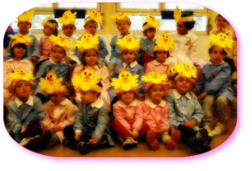 pulcini gialli i bambini del gruppo pulcini