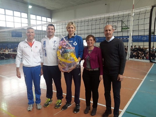 foto di gruppo Sara Anzanello alla Scuola secondaria Olivi