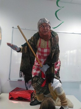 un anno di La befana a scuola